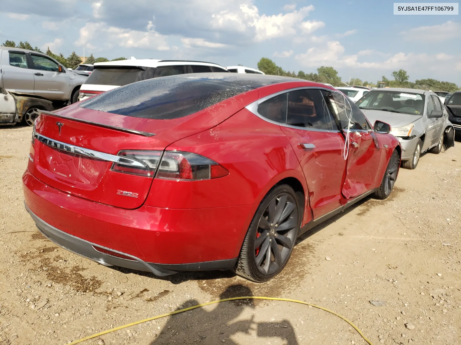 2015 Tesla Model S VIN: 5YJSA1E47FF106799 Lot: 67000684