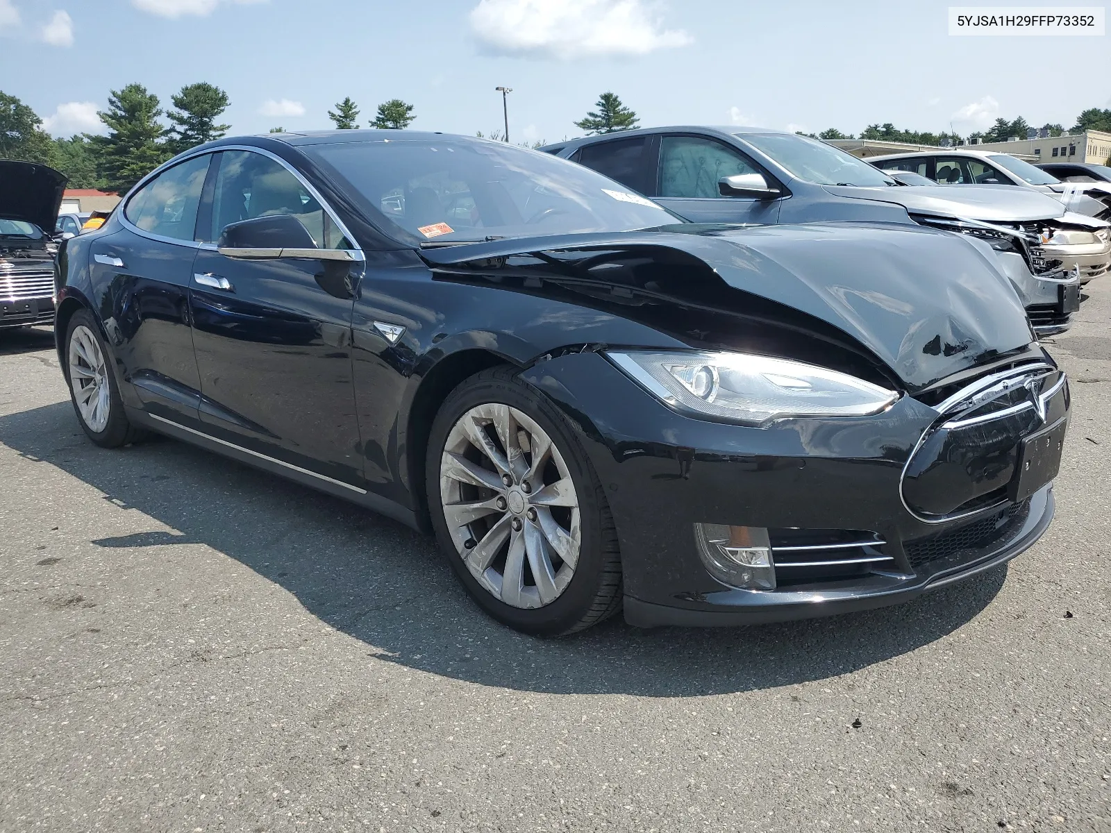 5YJSA1H29FFP73352 2015 Tesla Model S 85D