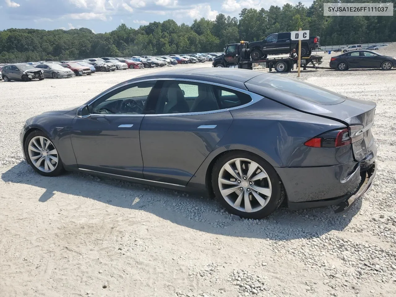 5YJSA1E26FF111037 2015 Tesla Model S