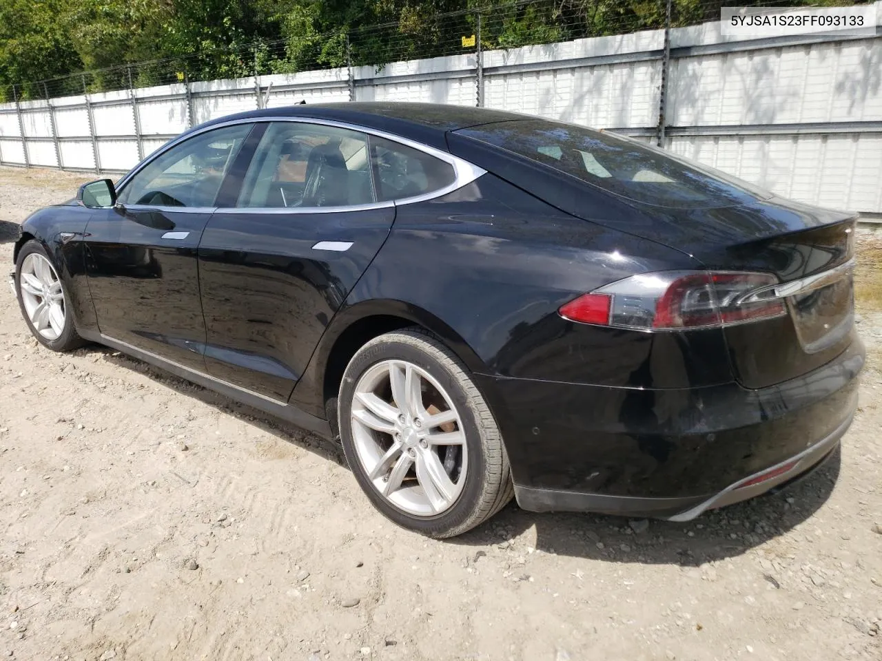 2015 Tesla Model S 70D VIN: 5YJSA1S23FF093133 Lot: 70687144