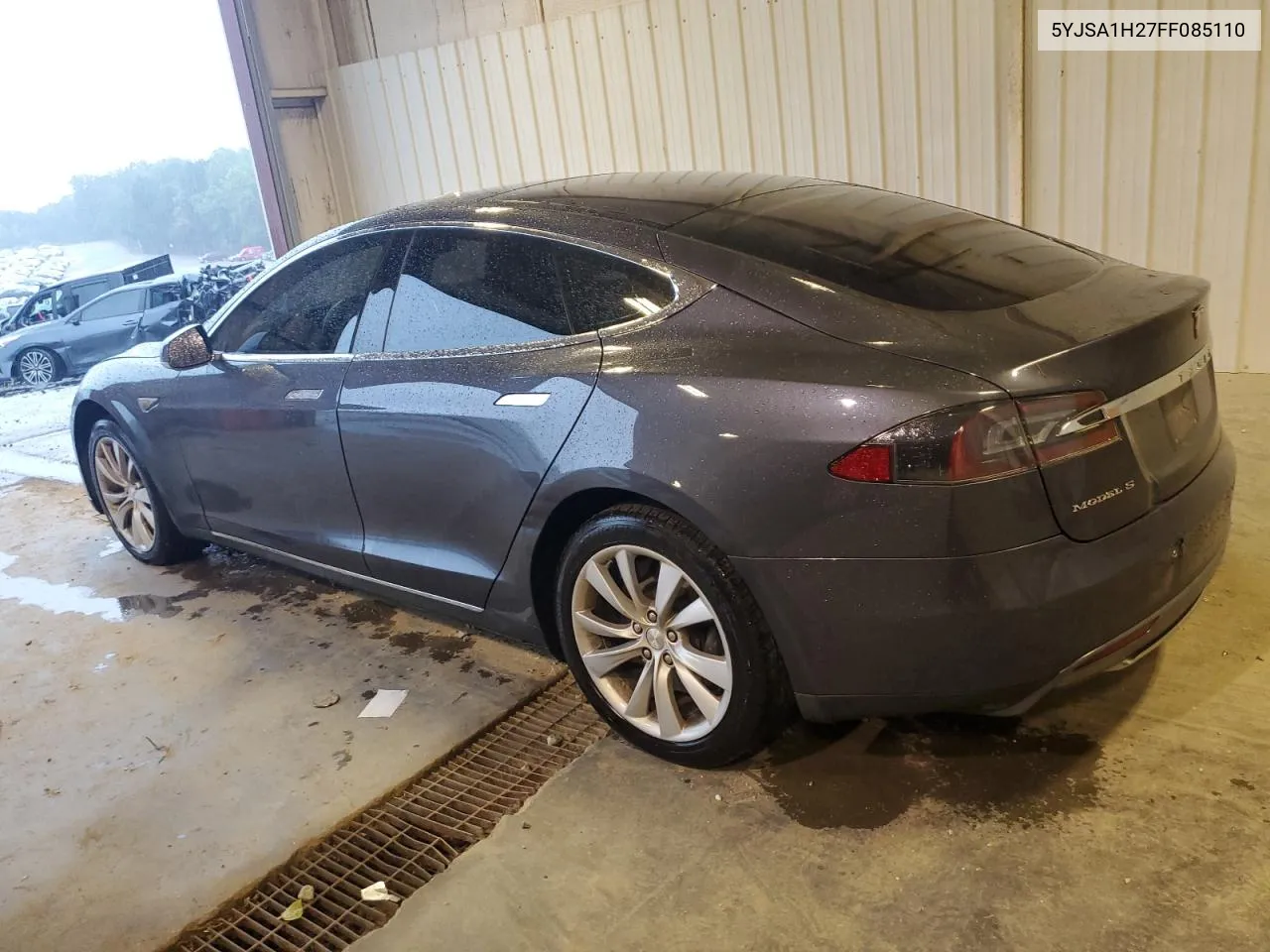 2015 Tesla Model S 85D VIN: 5YJSA1H27FF085110 Lot: 72898404