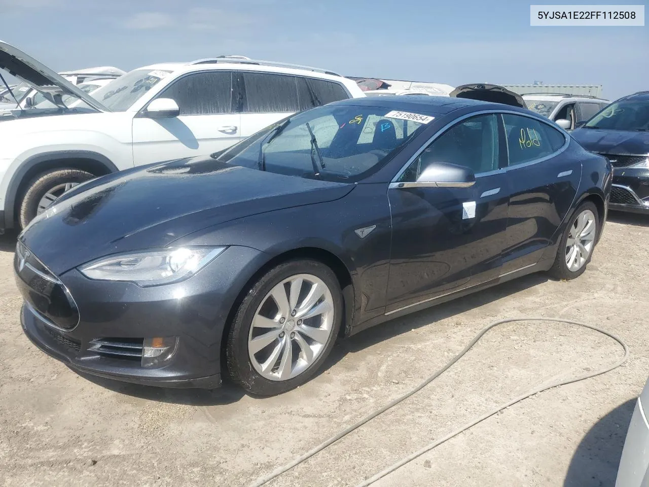 2015 Tesla Model S VIN: 5YJSA1E22FF112508 Lot: 75190654