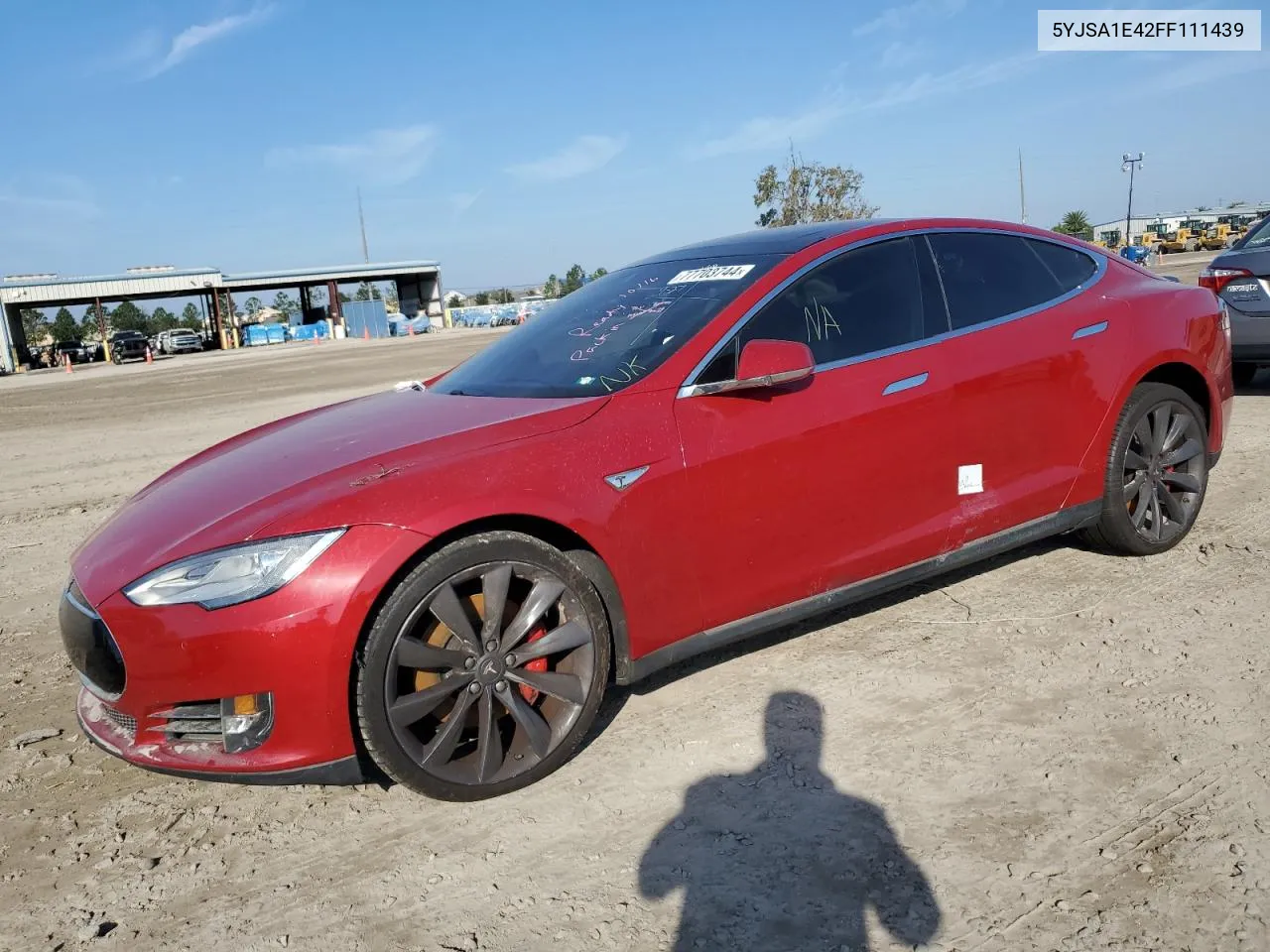 2015 Tesla Model S VIN: 5YJSA1E42FF111439 Lot: 77703744