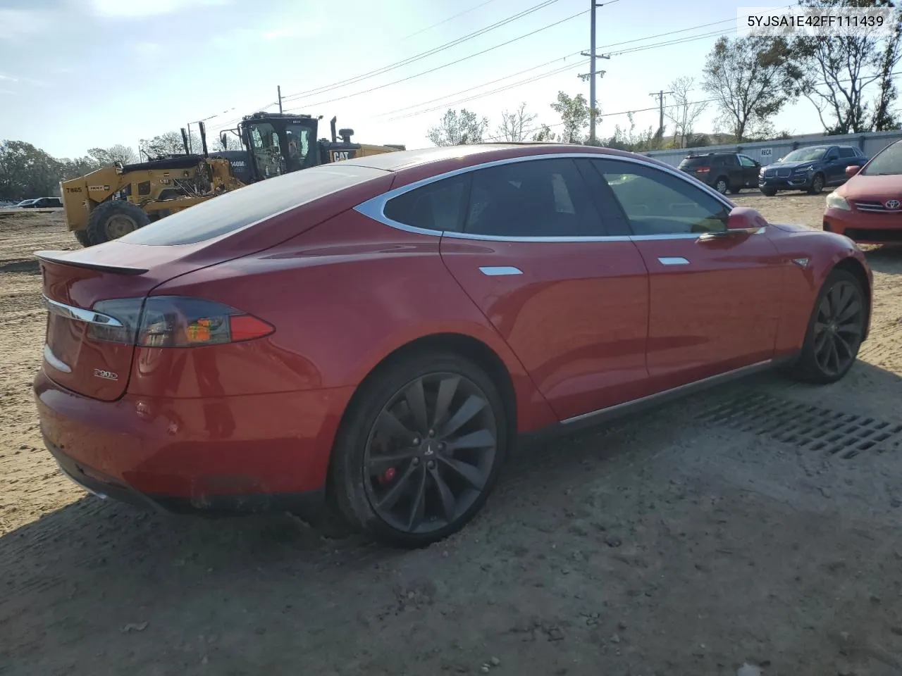 2015 Tesla Model S VIN: 5YJSA1E42FF111439 Lot: 77703744