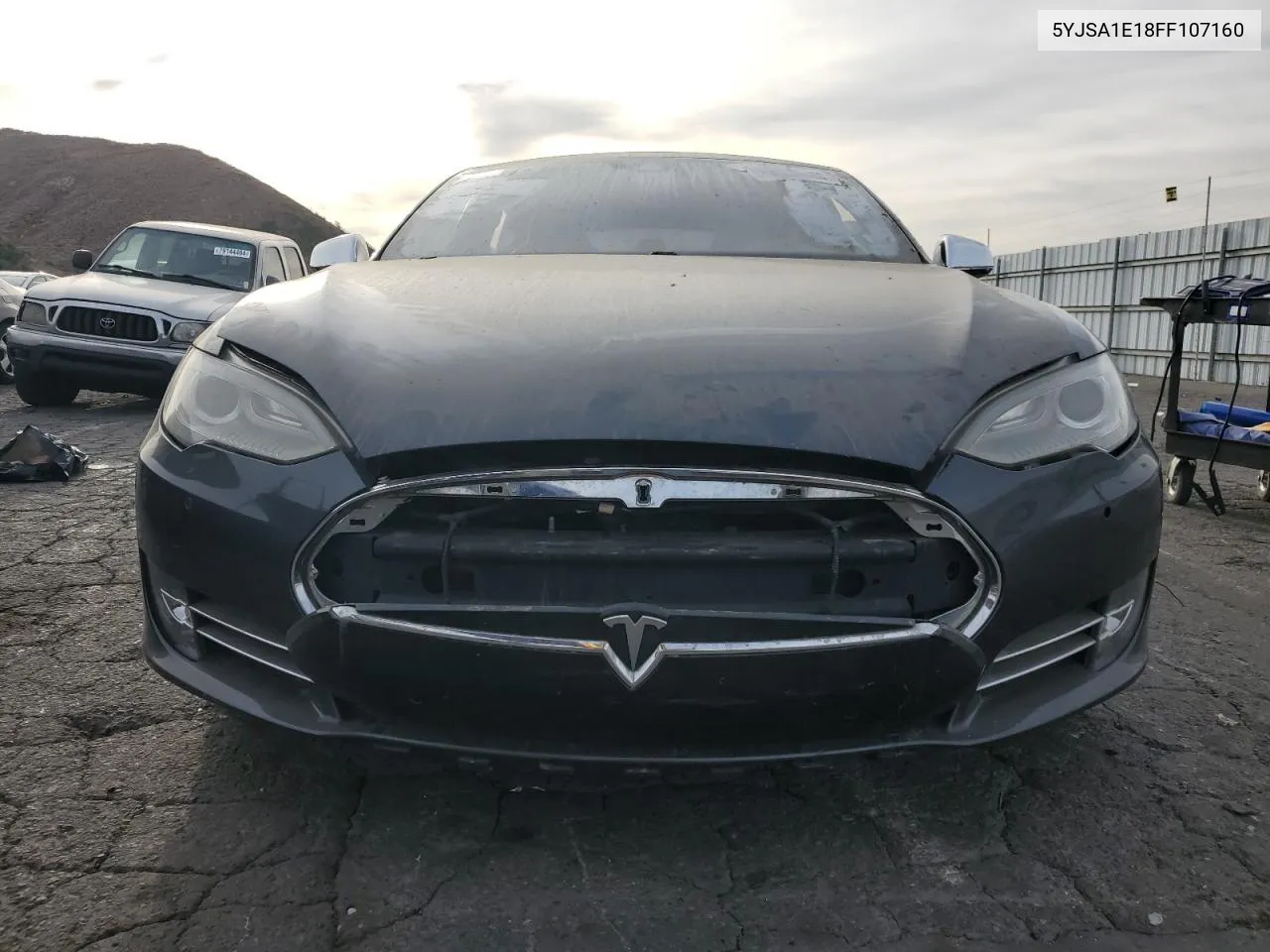 2015 Tesla Model S VIN: 5YJSA1E18FF107160 Lot: 79363844