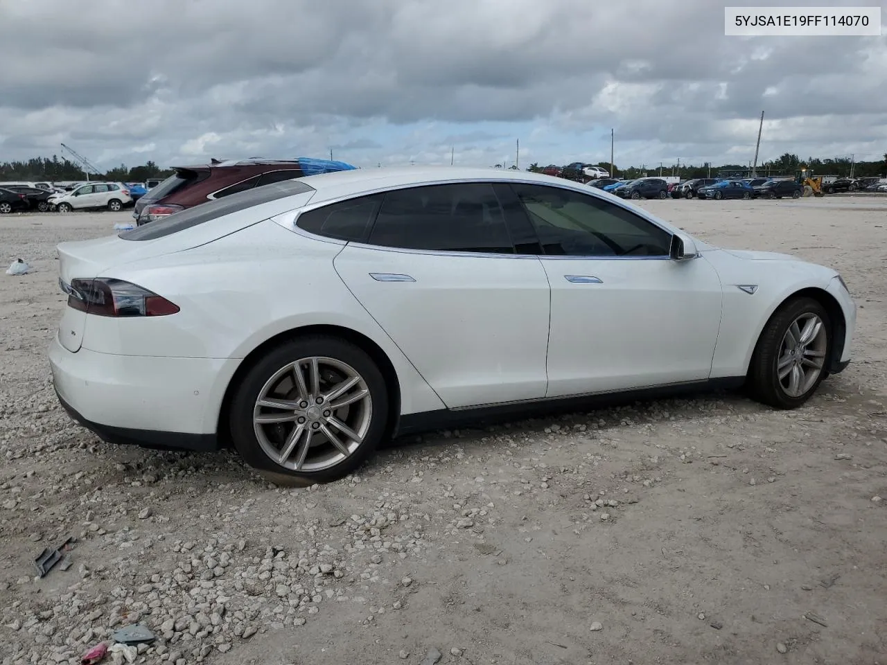 2015 Tesla Model S VIN: 5YJSA1E19FF114070 Lot: 79602694