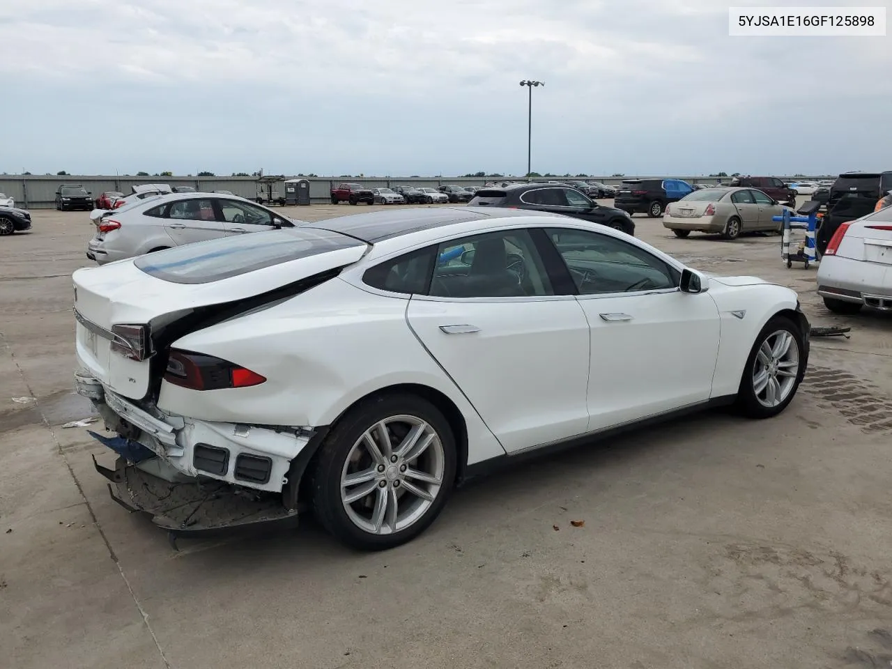 5YJSA1E16GF125898 2016 Tesla Model S