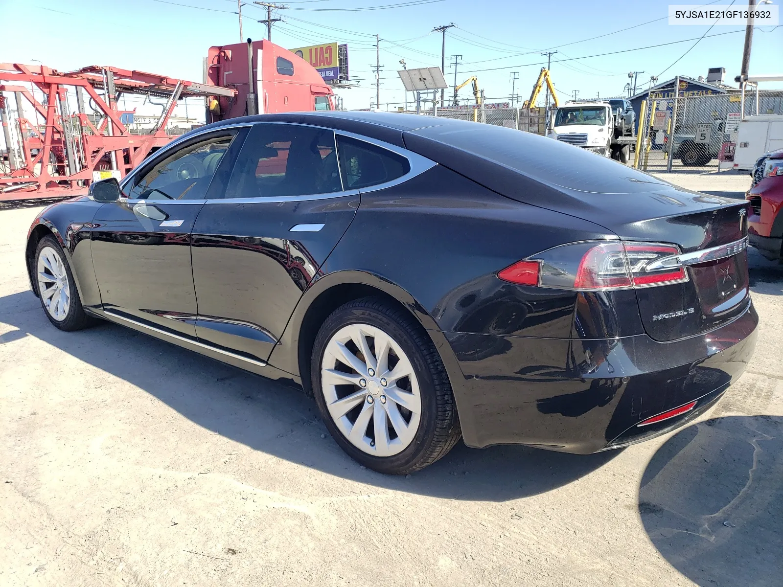 5YJSA1E21GF136932 2016 Tesla Model S