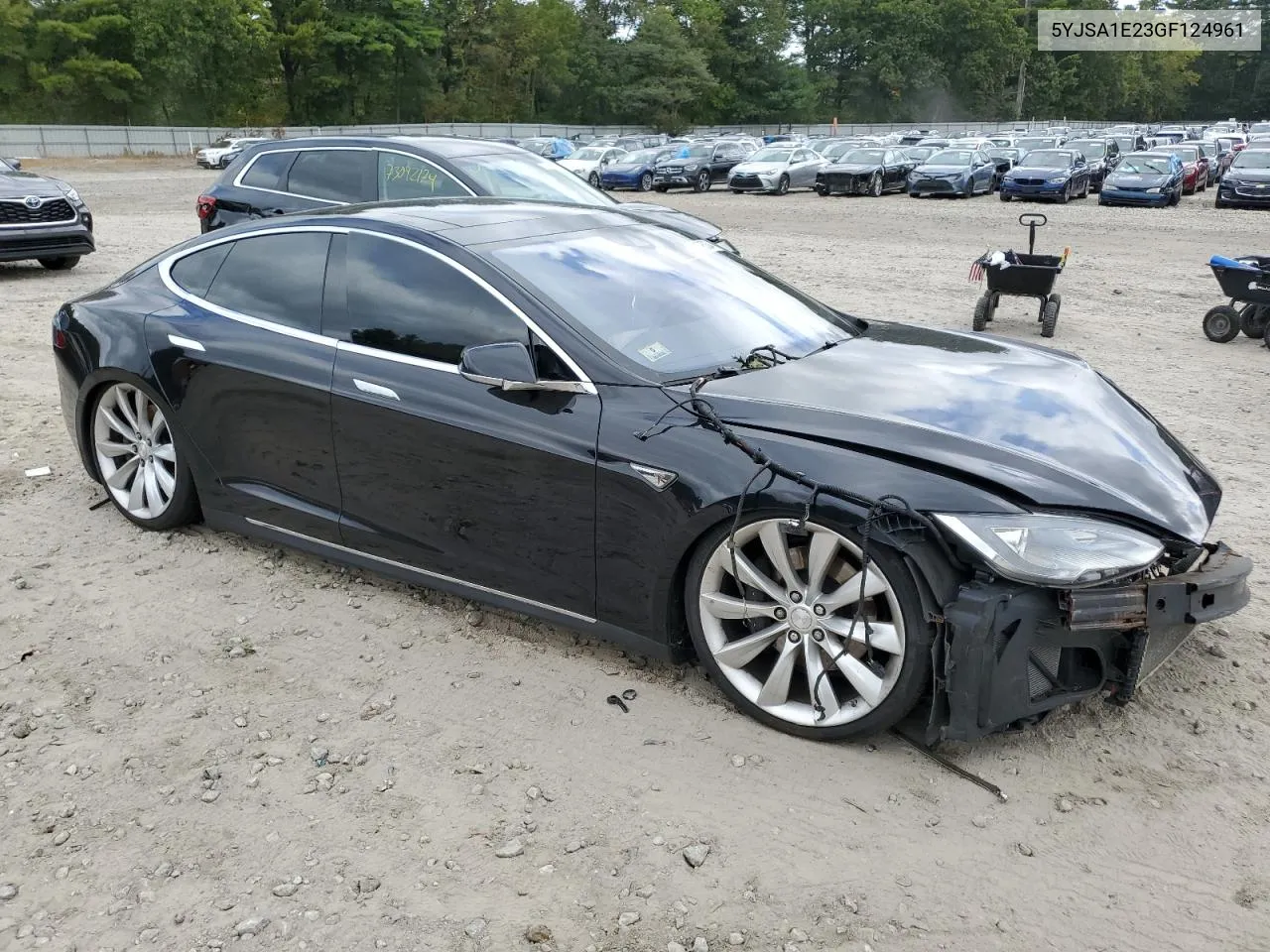 2016 Tesla Model S VIN: 5YJSA1E23GF124961 Lot: 71795304