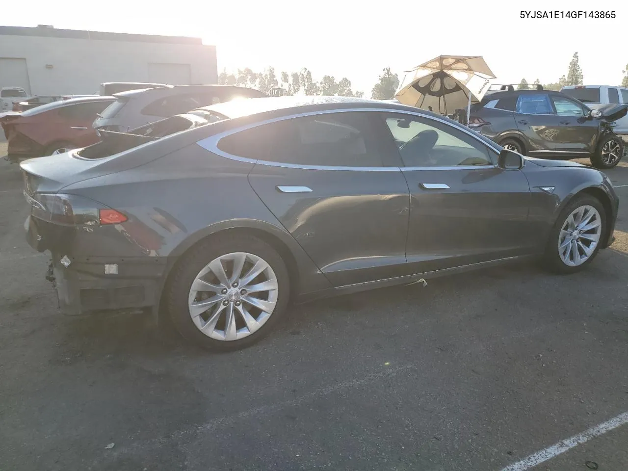 2016 Tesla Model S VIN: 5YJSA1E14GF143865 Lot: 74595634