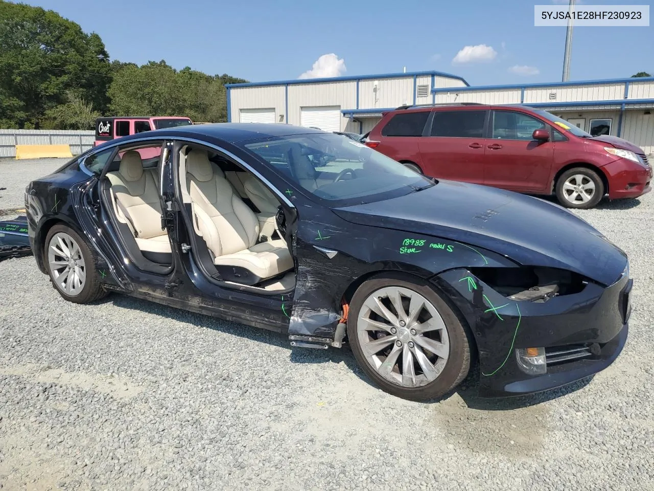 2017 Tesla Model S VIN: 5YJSA1E28HF230923 Lot: 69229124