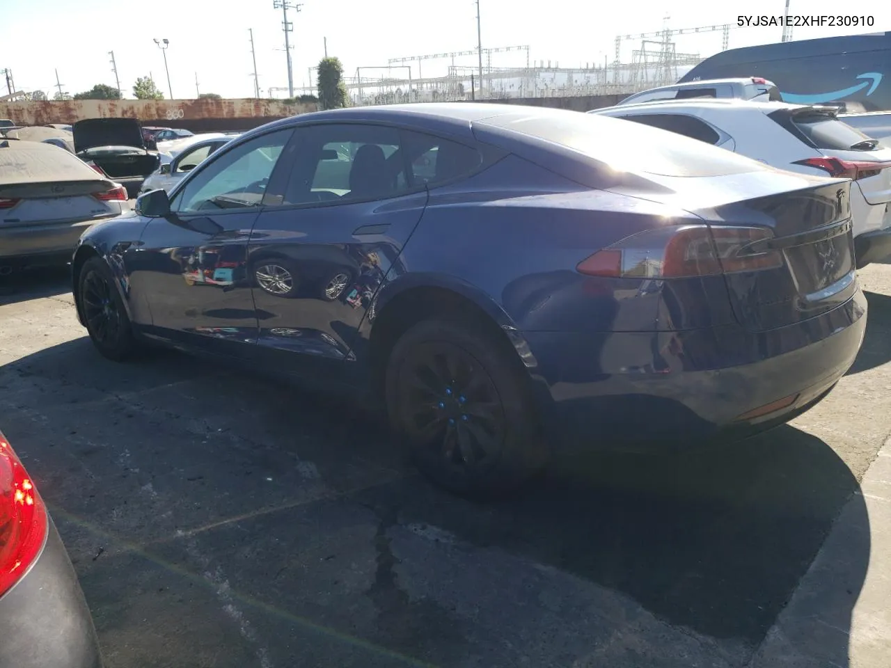 2017 Tesla Model S VIN: 5YJSA1E2XHF230910 Lot: 70437544