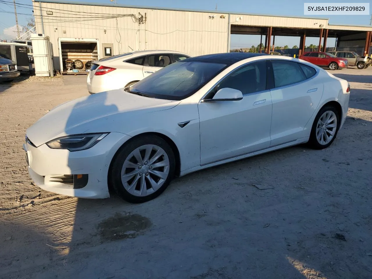 2017 Tesla Model S VIN: 5YJSA1E2XHF209829 Lot: 72837464