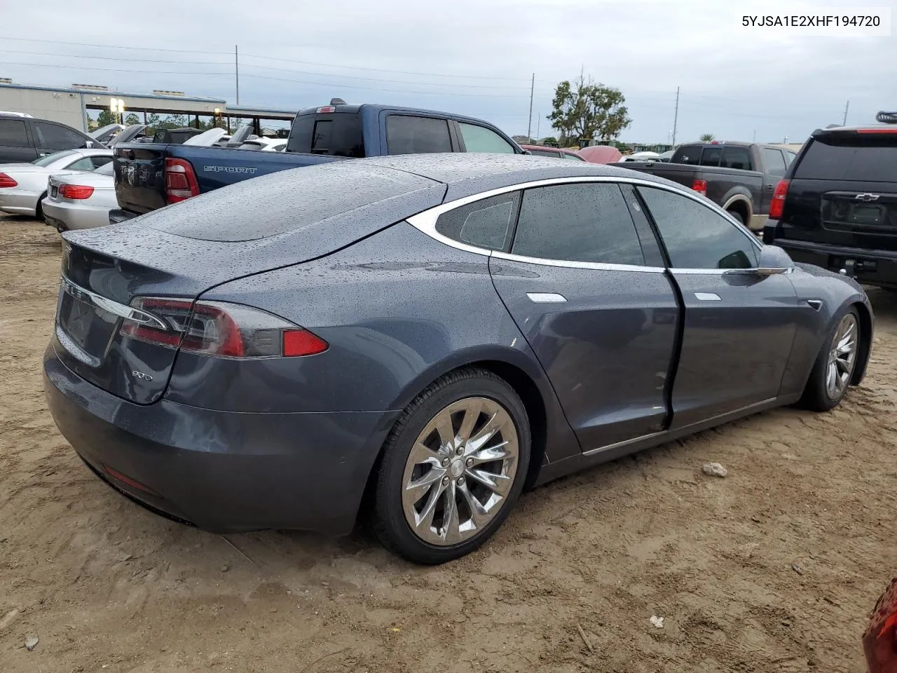 2017 Tesla Model S VIN: 5YJSA1E2XHF194720 Lot: 73951374