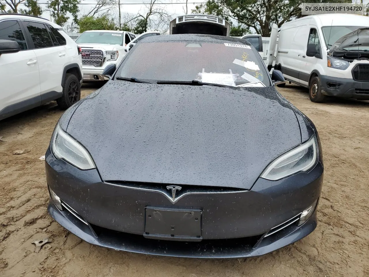 2017 Tesla Model S VIN: 5YJSA1E2XHF194720 Lot: 73951374