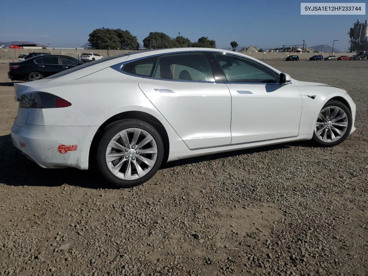 2017 Tesla Model S VIN: 5YJSA1E12HF233744 Lot: 74924564