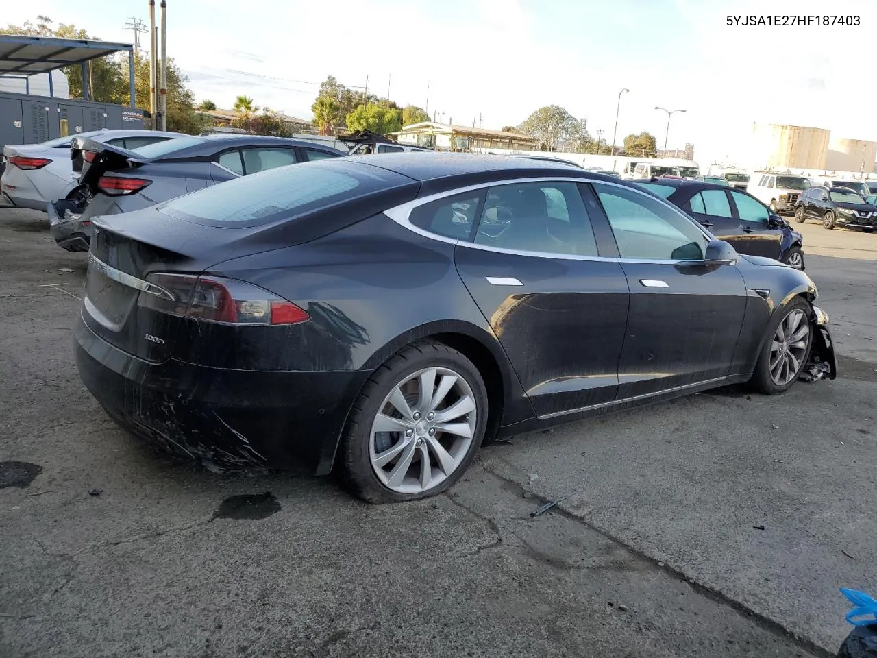 2017 Tesla Model S VIN: 5YJSA1E27HF187403 Lot: 75472684