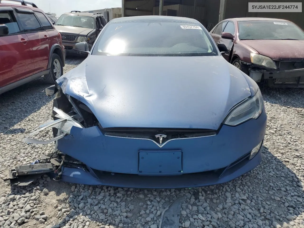 5YJSA1E22JF244774 2018 Tesla Model S