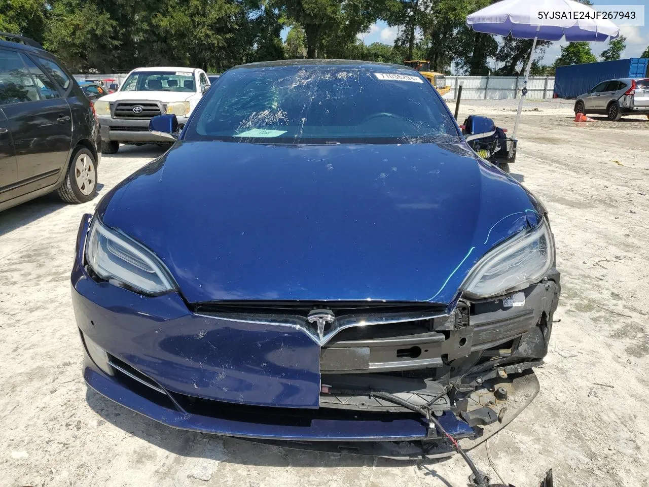 5YJSA1E24JF267943 2018 Tesla Model S