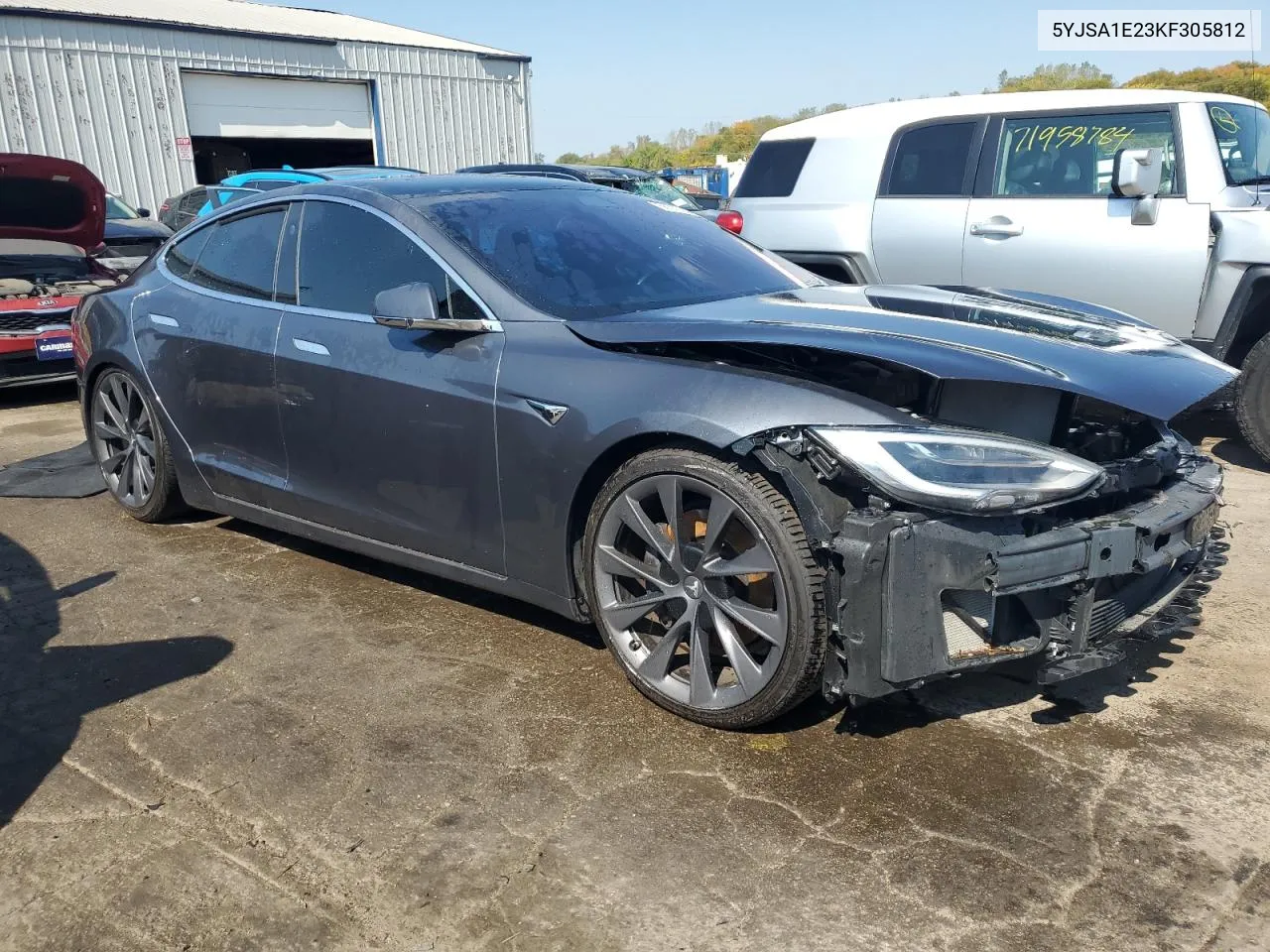 2019 Tesla Model S VIN: 5YJSA1E23KF305812 Lot: 68375244