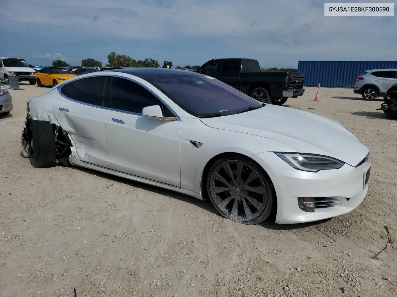 5YJSA1E28KF300590 2019 Tesla Model S