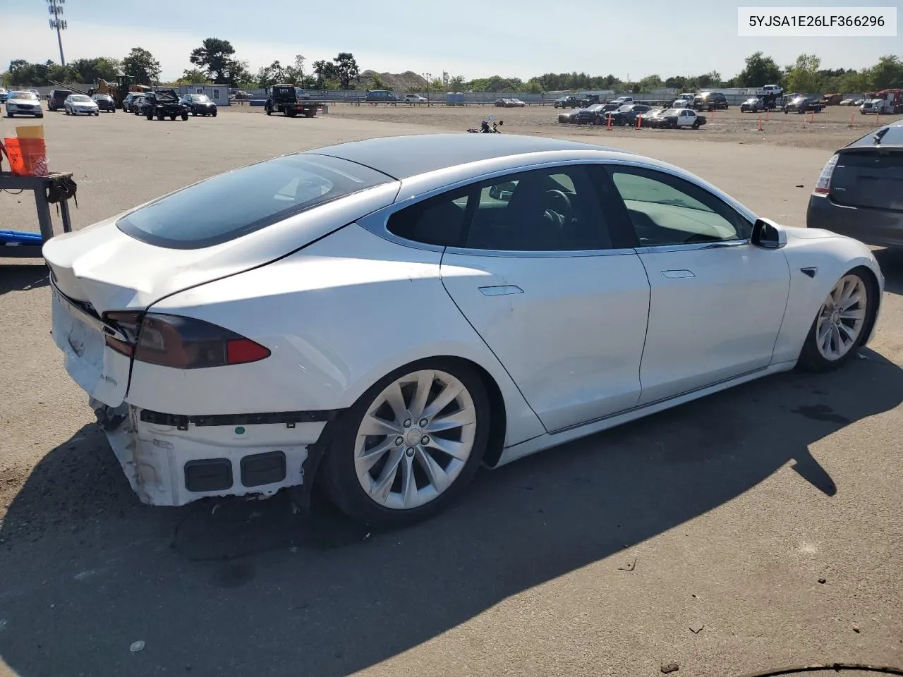 5YJSA1E26LF366296 2020 Tesla Model S