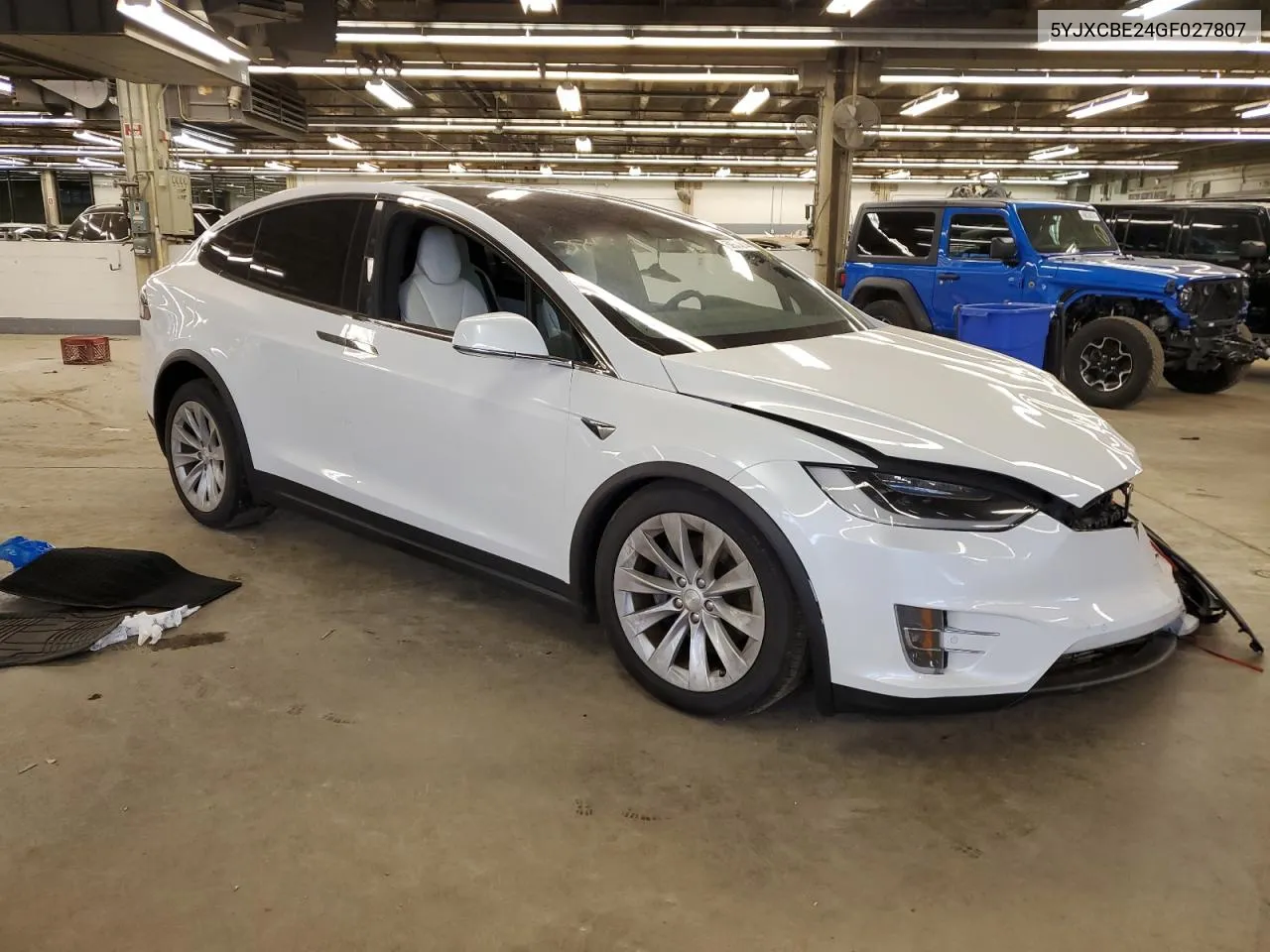 5YJXCBE24GF027807 2016 Tesla Model X