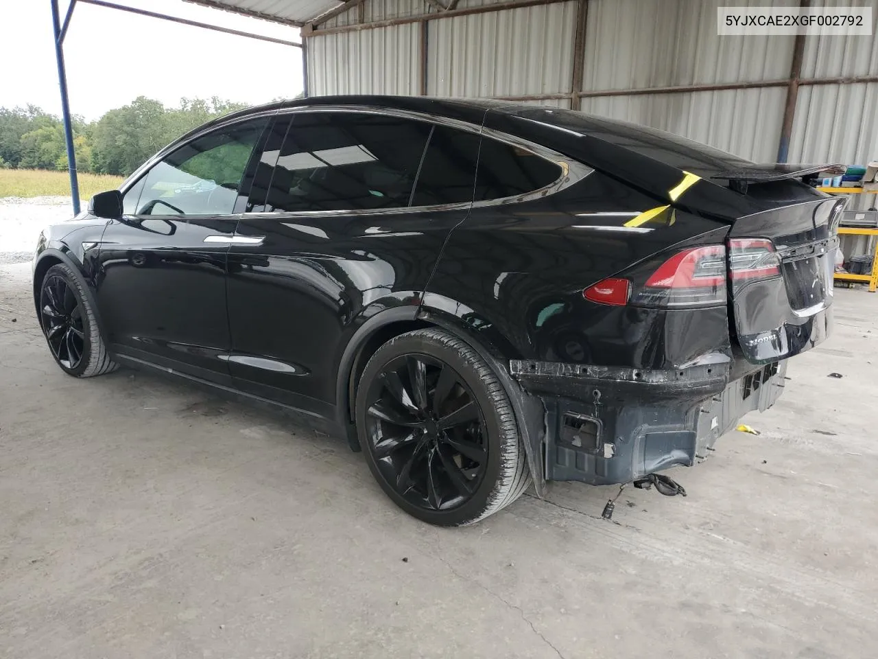 2016 Tesla Model X VIN: 5YJXCAE2XGF002792 Lot: 71432554