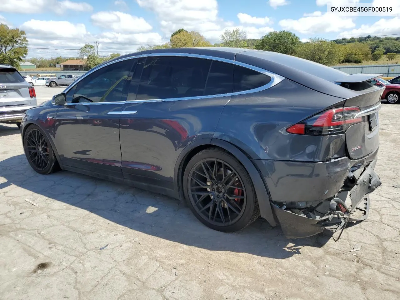 2016 Tesla Model X VIN: 5YJXCBE45GF000519 Lot: 72158934