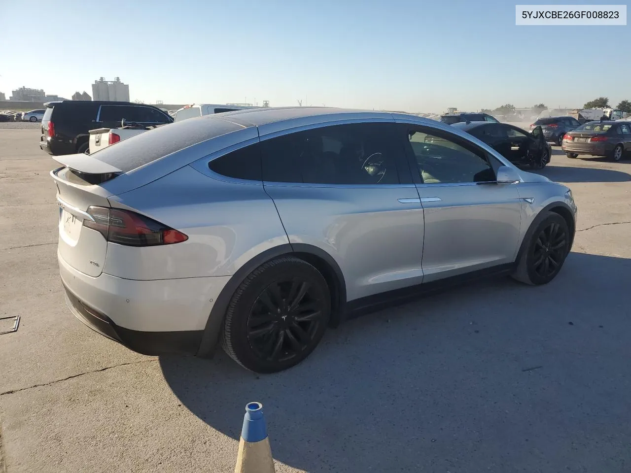 5YJXCBE26GF008823 2016 Tesla Model X