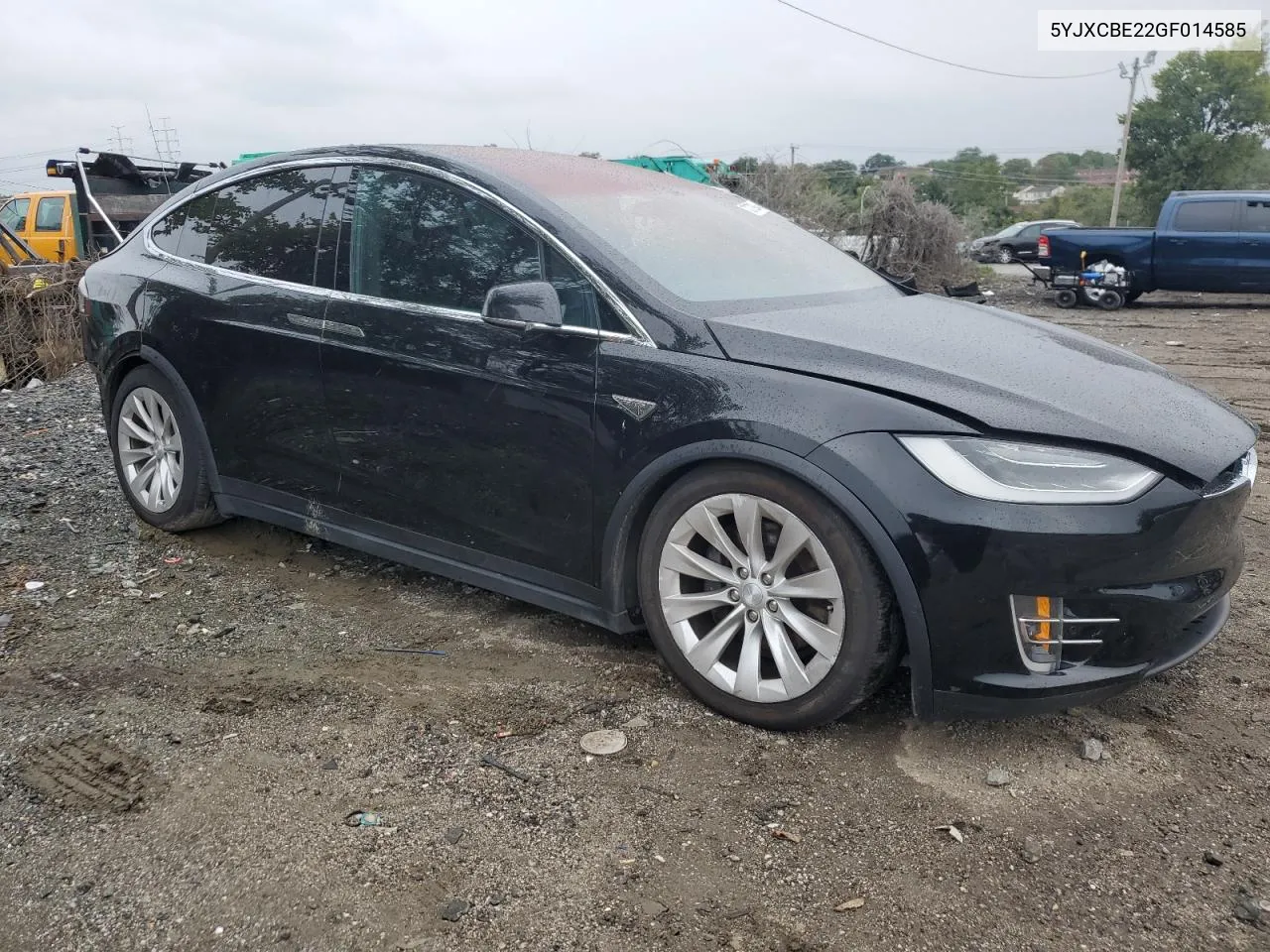 2016 Tesla Model X VIN: 5YJXCBE22GF014585 Lot: 73272904