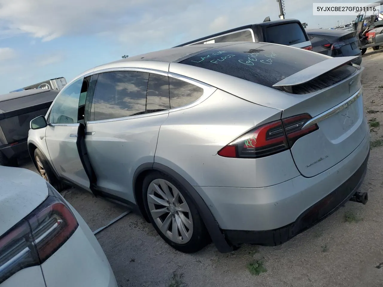 2016 Tesla Model X VIN: 5YJXCBE27GF011116 Lot: 75066604