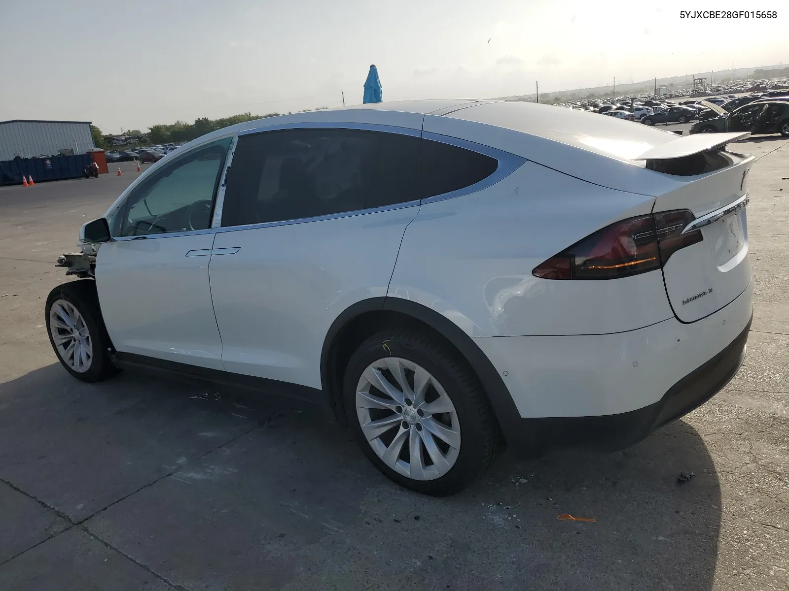 5YJXCBE28GF015658 2016 Tesla Model X