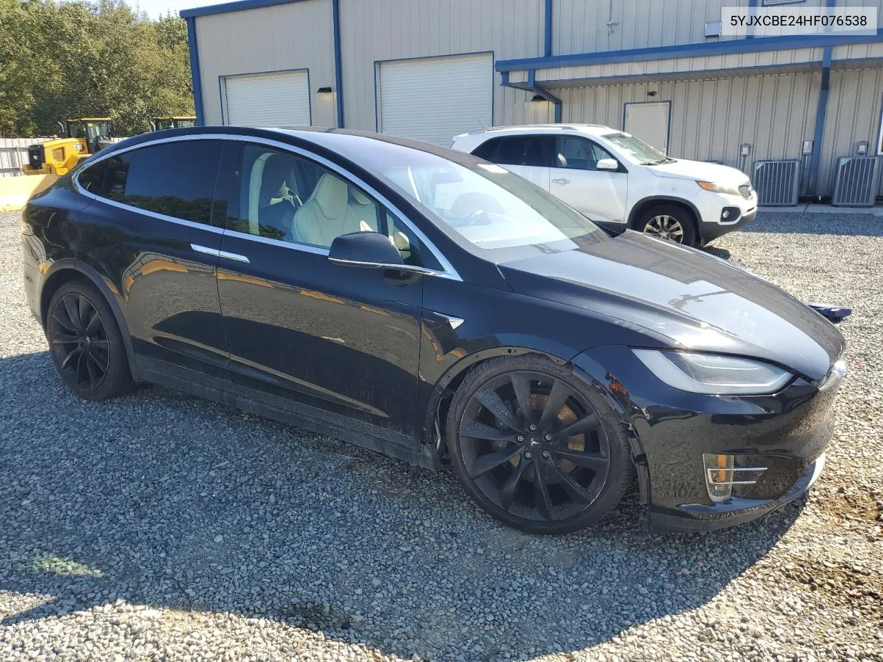 2017 Tesla Model X VIN: 5YJXCBE24HF076538 Lot: 69281264