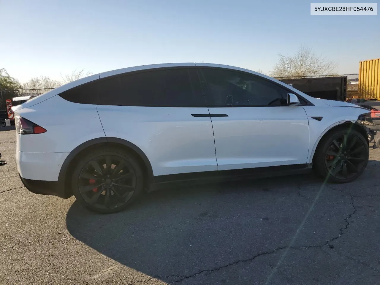 2017 Tesla Model X VIN: 5YJXCBE28HF054476 Lot: 73686004