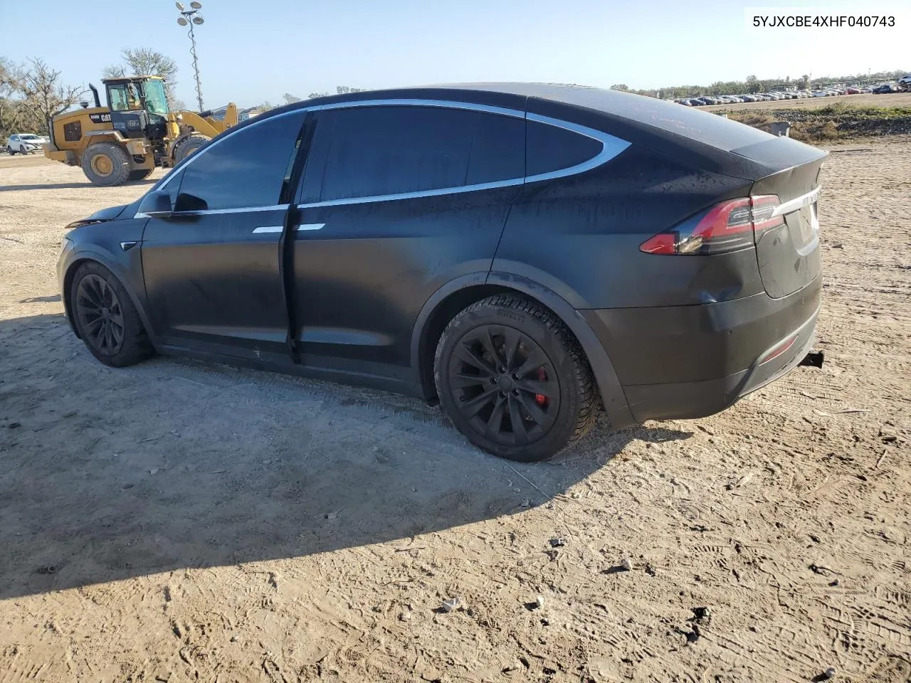 2017 Tesla Model X VIN: 5YJXCBE4XHF040743 Lot: 74010904