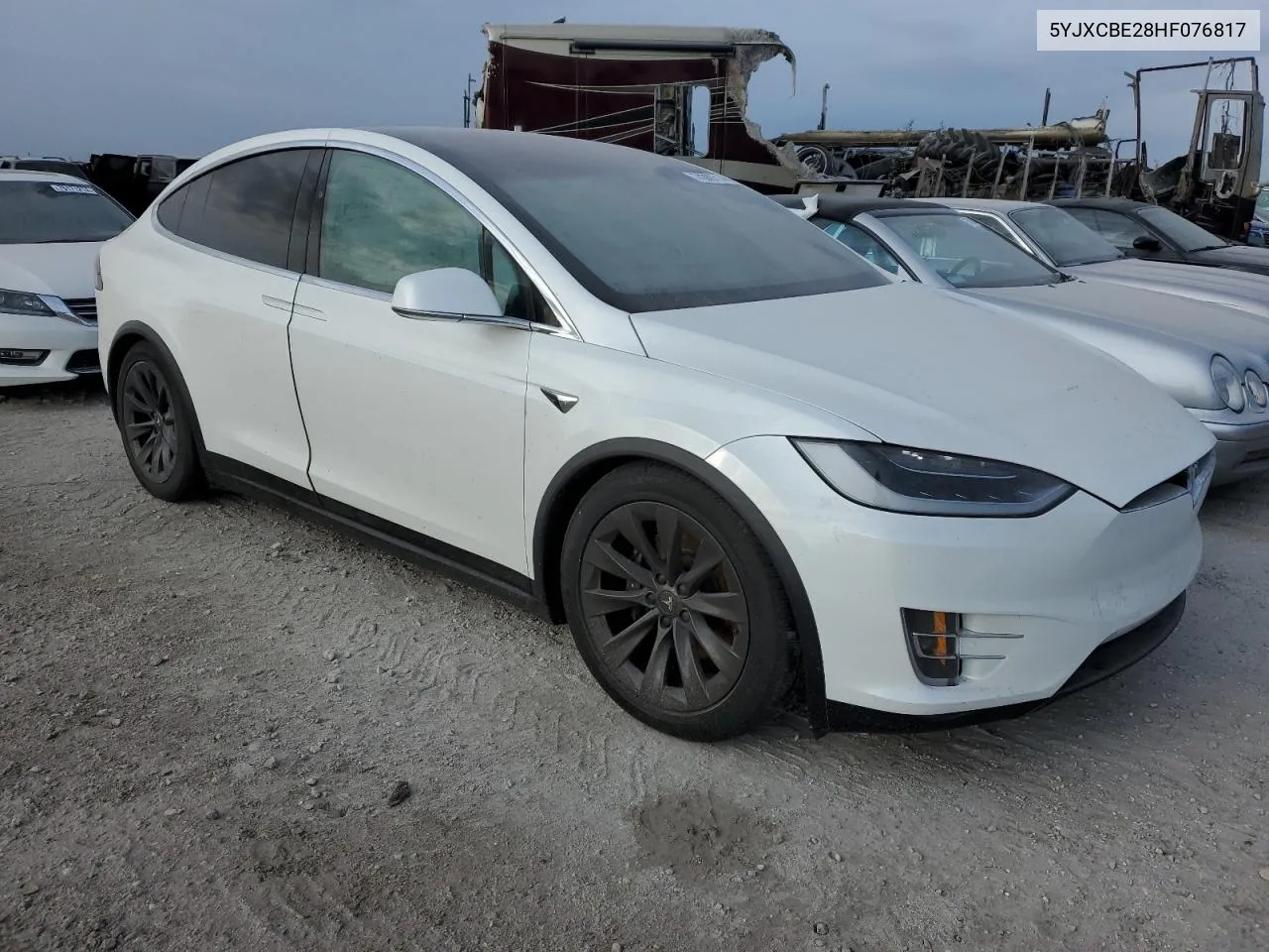 2017 Tesla Model X VIN: 5YJXCBE28HF076817 Lot: 74389714