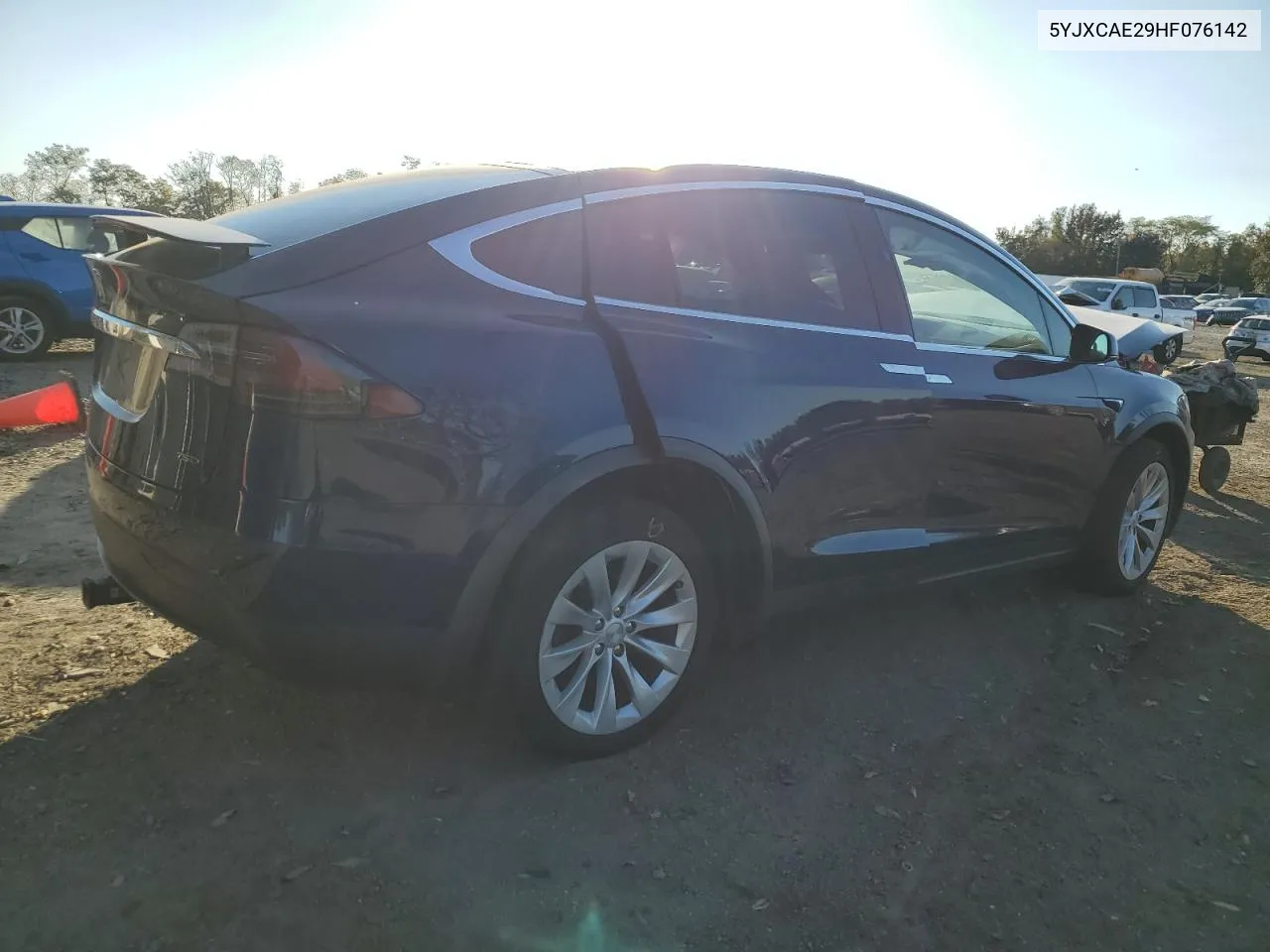 2017 Tesla Model X VIN: 5YJXCAE29HF076142 Lot: 77272774