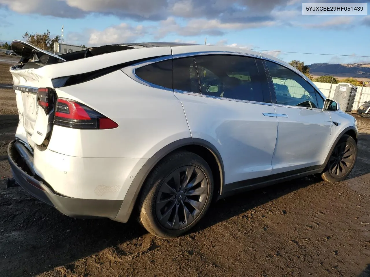 2017 Tesla Model X VIN: 5YJXCBE29HF051439 Lot: 80350384