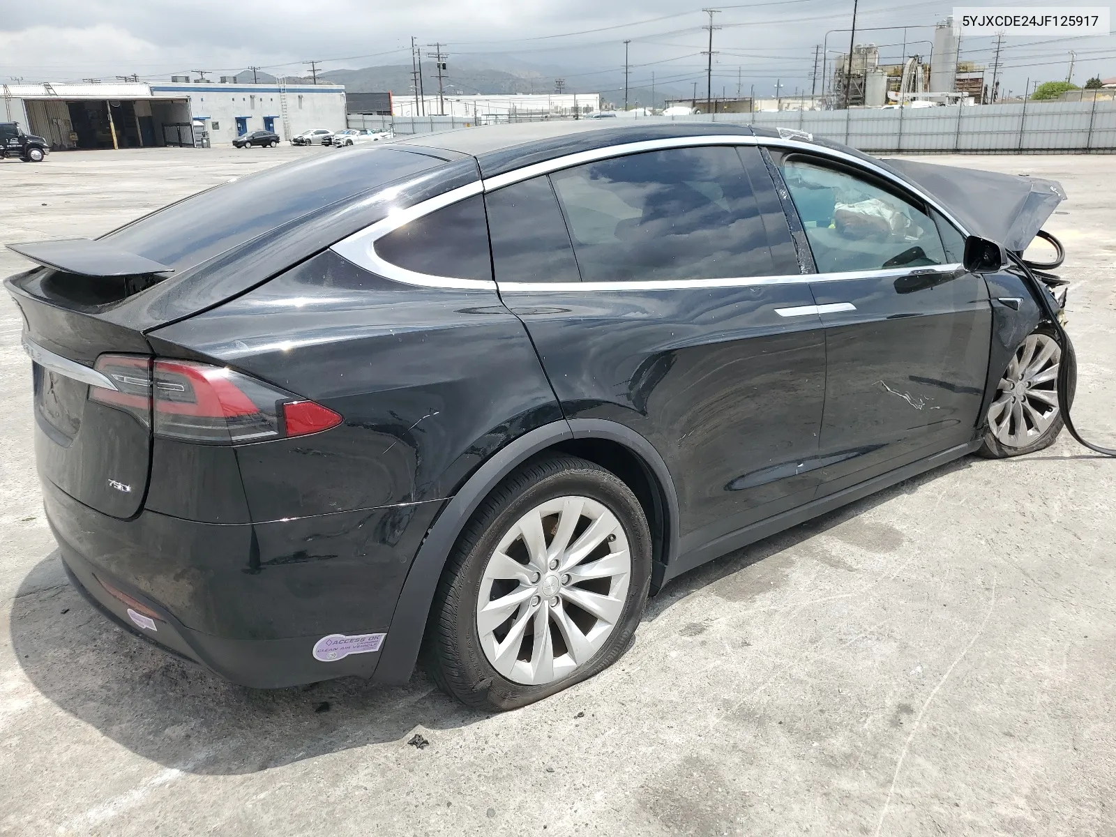 2018 Tesla Model X VIN: 5YJXCDE24JF125917 Lot: 56422374