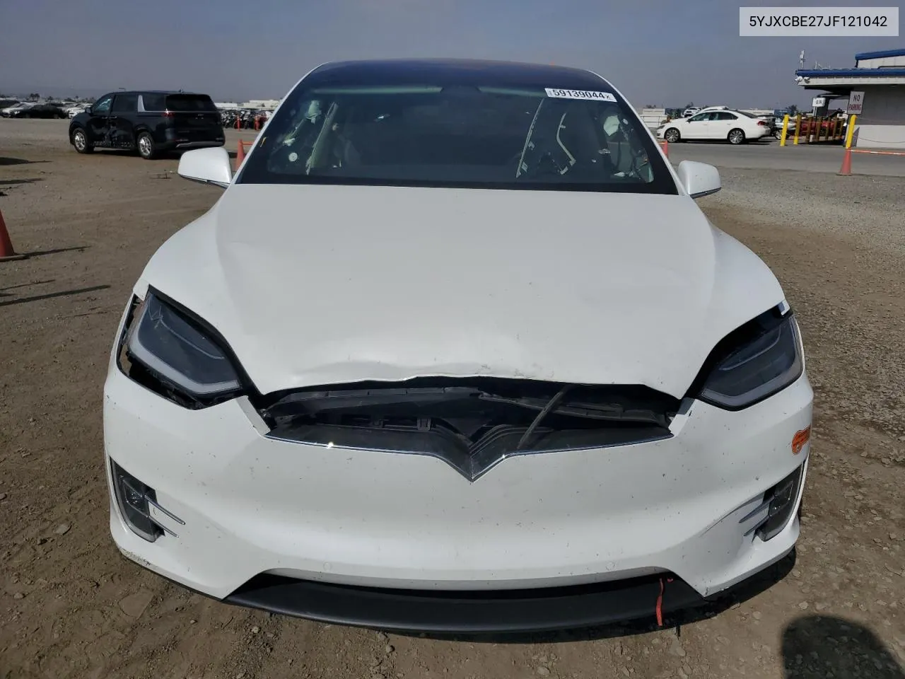 2018 Tesla Model X VIN: 5YJXCBE27JF121042 Lot: 59139044