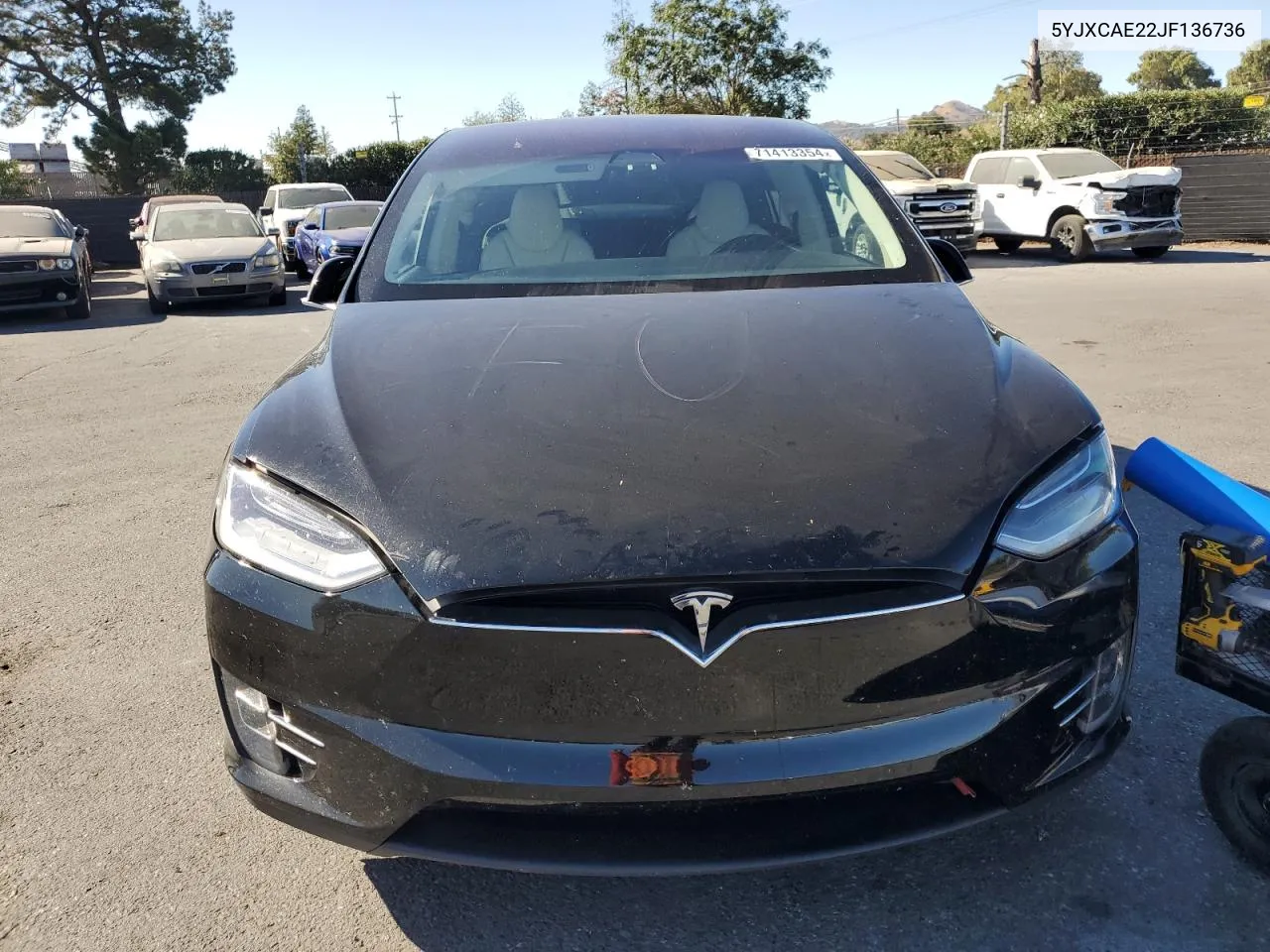 2018 Tesla Model X VIN: 5YJXCAE22JF136736 Lot: 71413354