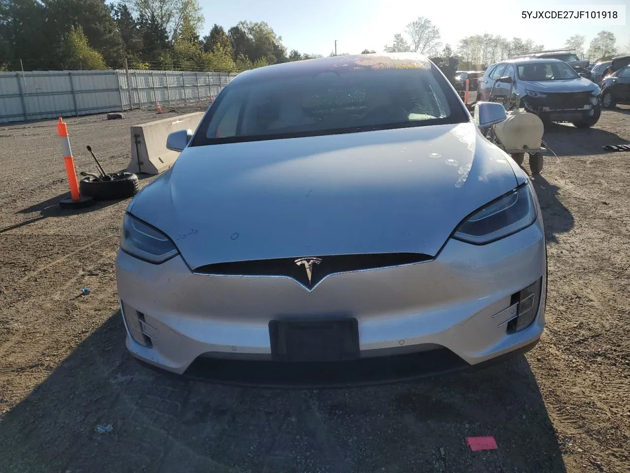 2018 Tesla Model X VIN: 5YJXCDE27JF101918 Lot: 74684064