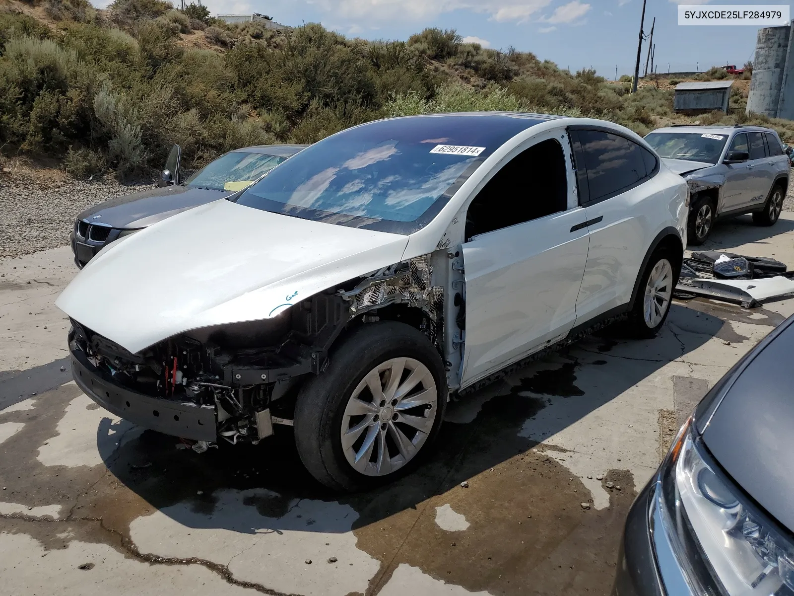 2020 Tesla Model X VIN: 5YJXCDE25LF284979 Lot: 62951814