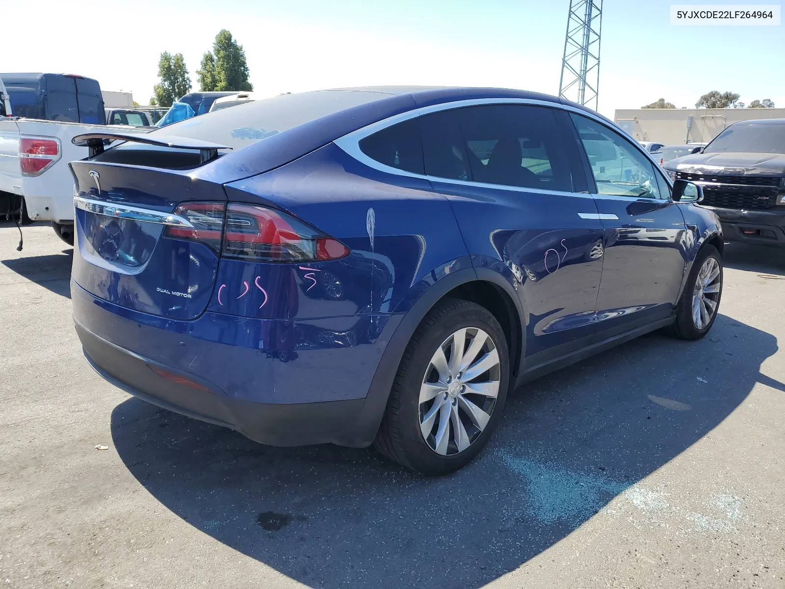 2020 Tesla Model X VIN: 5YJXCDE22LF264964 Lot: 66032534