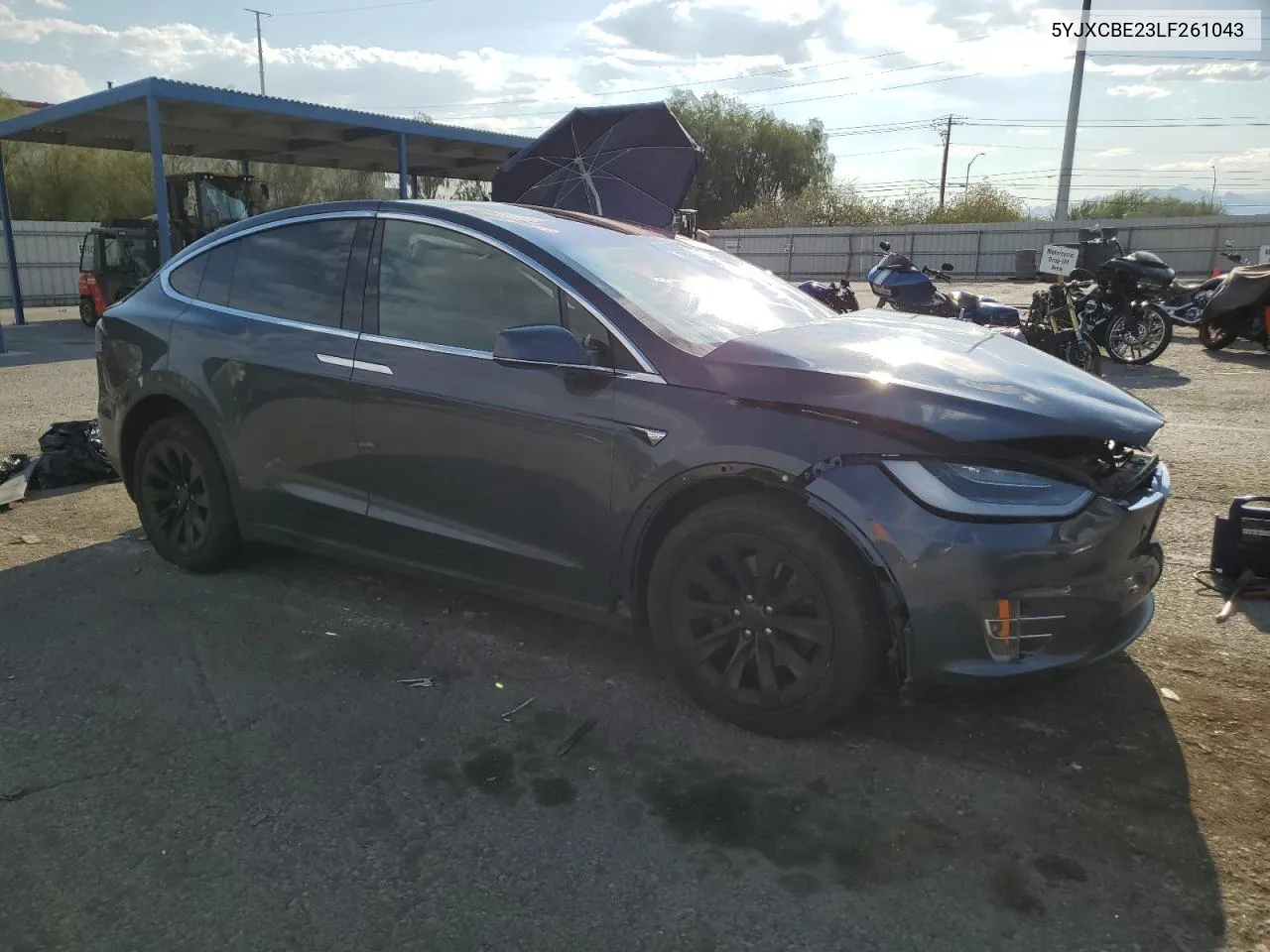 2020 Tesla Model X VIN: 5YJXCBE23LF261043 Lot: 70888894