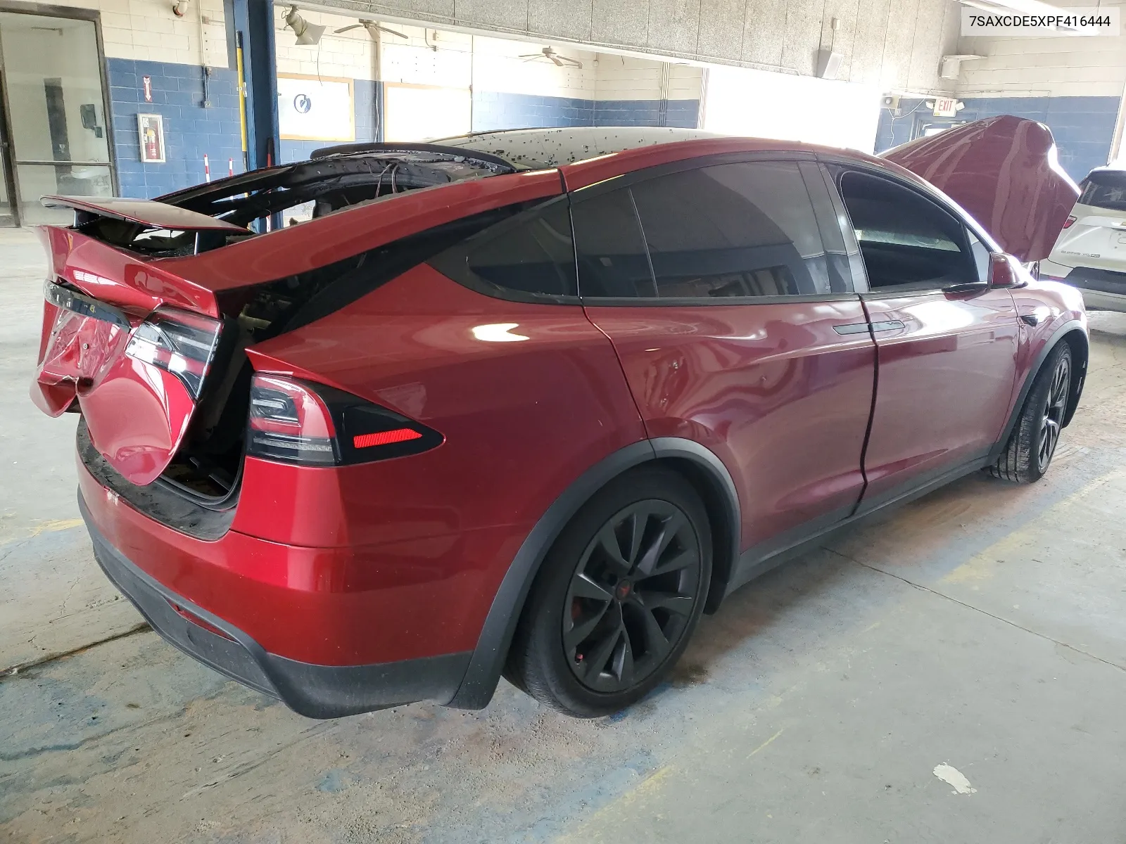 2023 Tesla Model X VIN: 7SAXCDE5XPF416444 Lot: 61802494