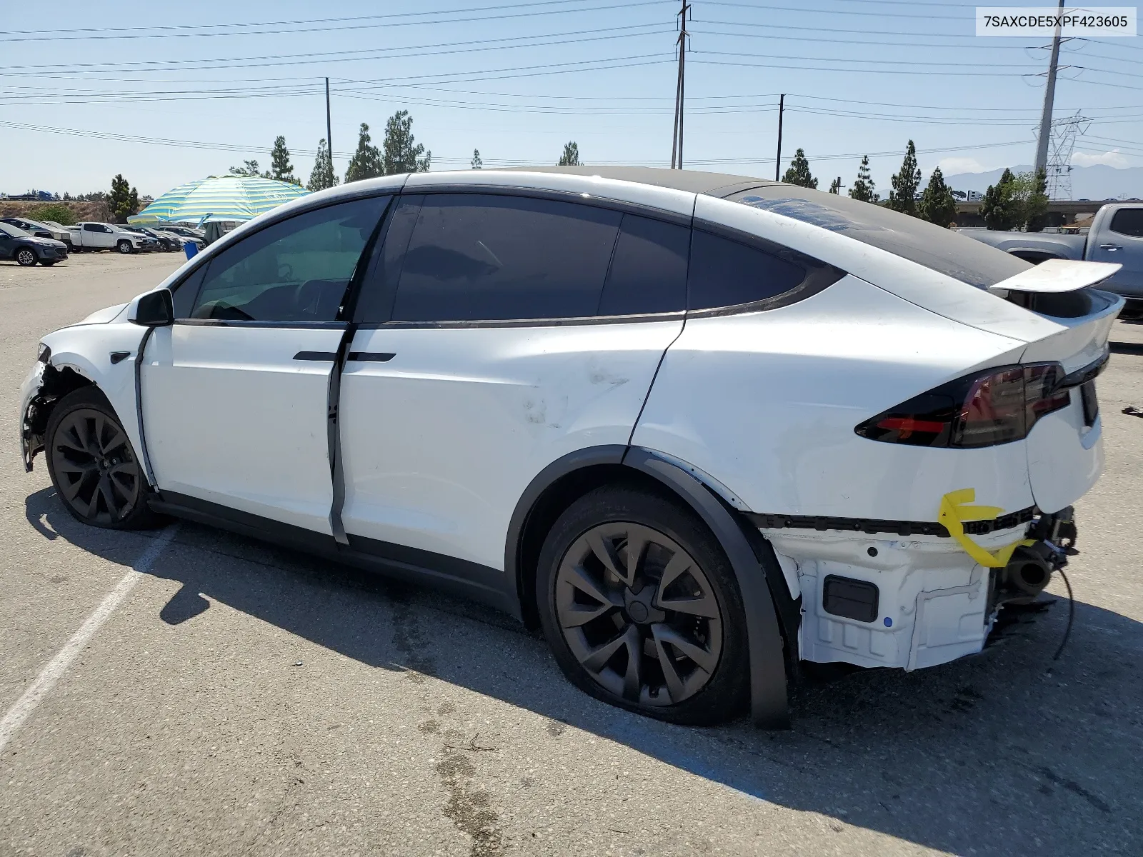 7SAXCDE5XPF423605 2023 Tesla Model X