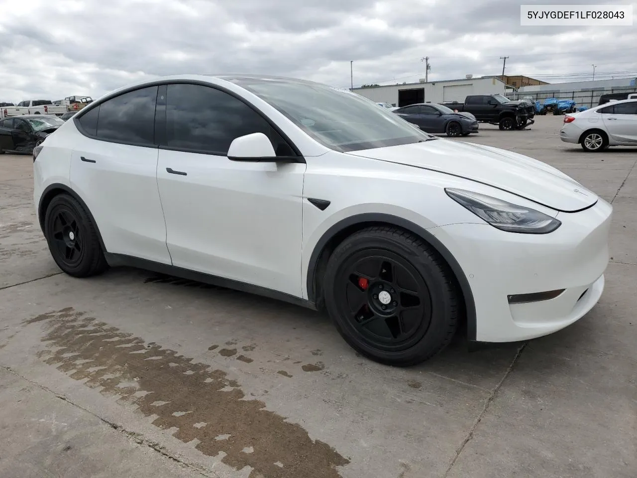 2020 Tesla Model Y VIN: 5YJYGDEF1LF028043 Lot: 50550164