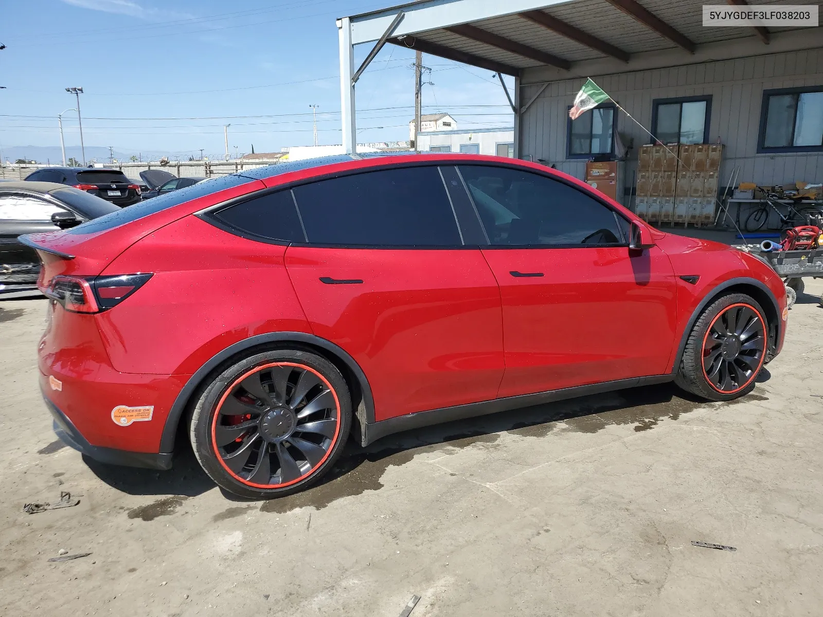 2020 Tesla Model Y VIN: 5YJYGDEF3LF038203 Lot: 66607434